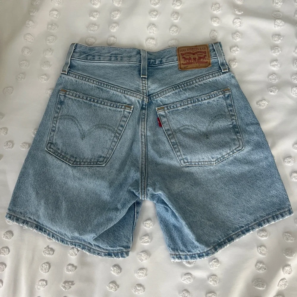 Levi's Classic 501 Denim Shorts - Picture 2 of 4